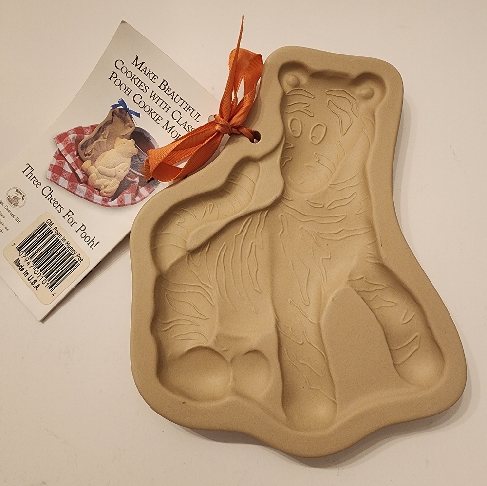 Brown Bag Cookie Art Hill Design Inc. with Recipe Book Classic Pooh